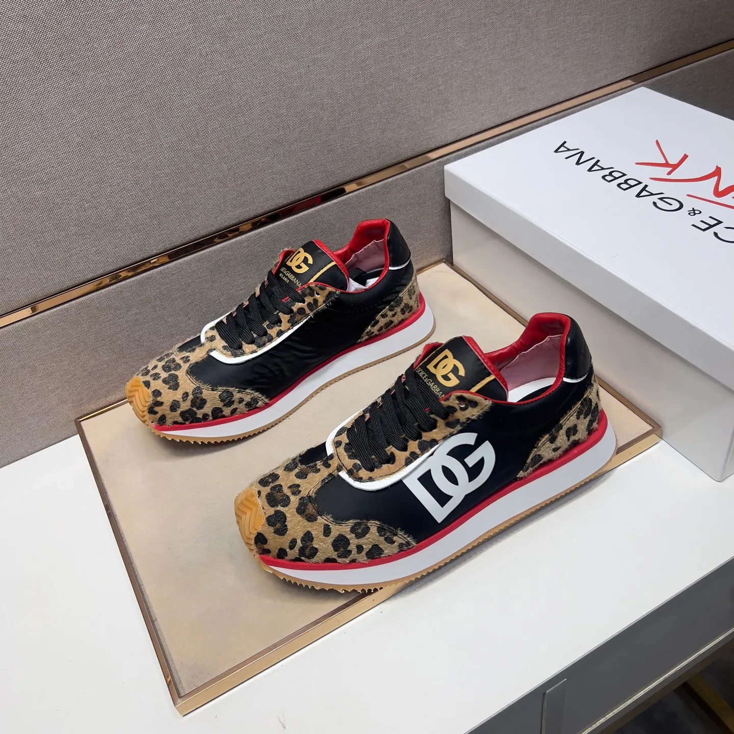 Men's men's shoes 💰pp462 [DG～] Men's casual shoes 2025z cabinet sales simultaneously 🔶Size: 38-44#️⃣ 🔷1 color🔜The upper is made of multi-material splicing➕Genuine leather lining, comfortable and breathable, sole: original comfortable, wear-resistant and non-slip outsole, ⚠️Real thing📱Photographed🎬The real thing is better📢📢📢